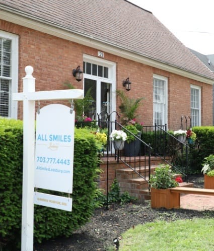 Outside view of dental office building in Leesburg